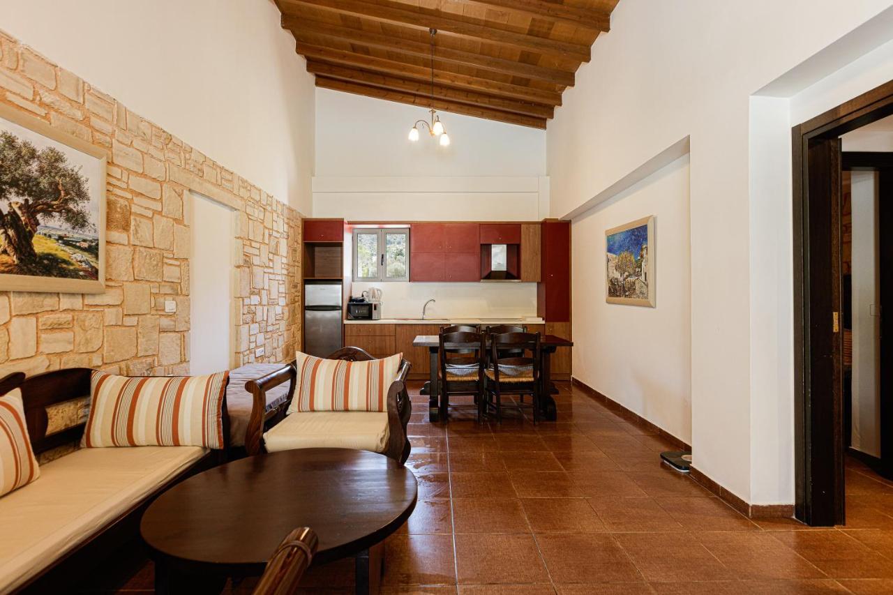 Two-Bedroom Suite with Kitchen,733148653:JPEG